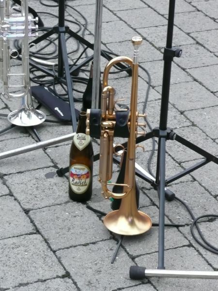 eisgek&uuml;hlt spielt sich&acute;s am besten